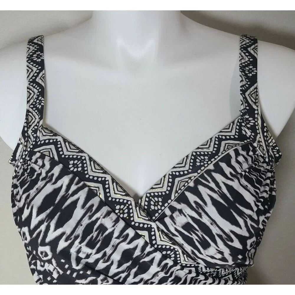 Miraclesuit Women's One Piece Faux‎ Wrap Ruched Swimsuit Black/White Print Sz 6